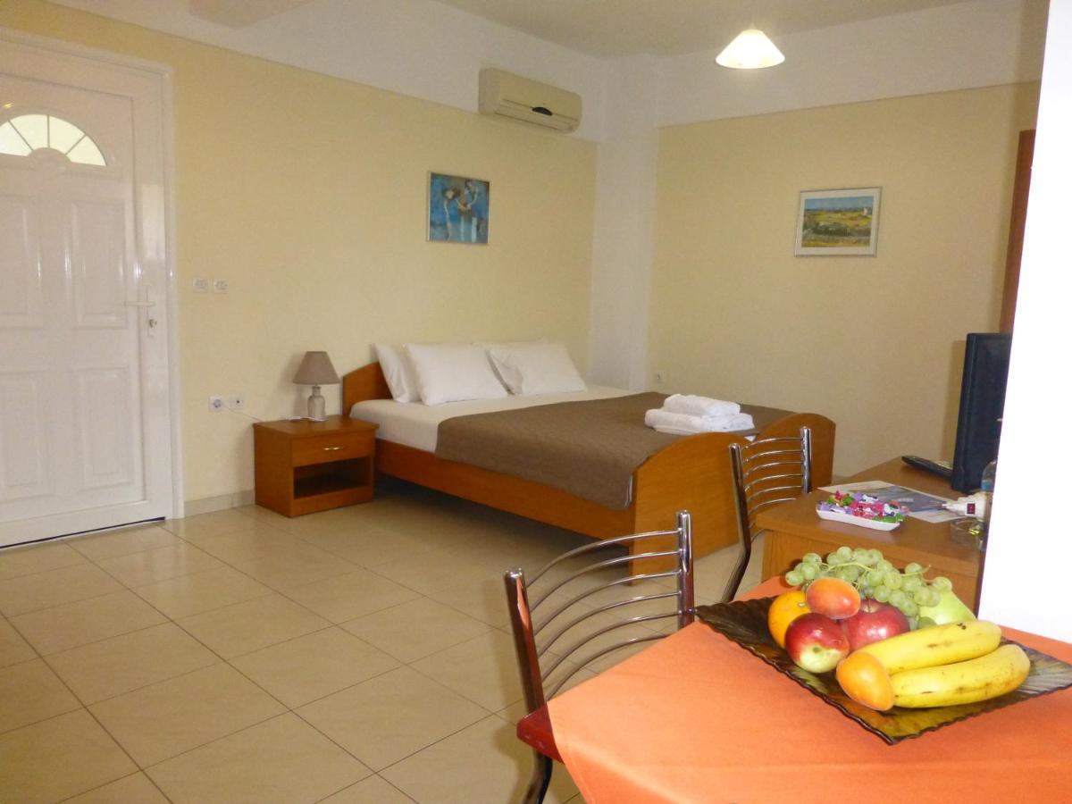 Pavloudis Apartments Psakoudia Esterno foto